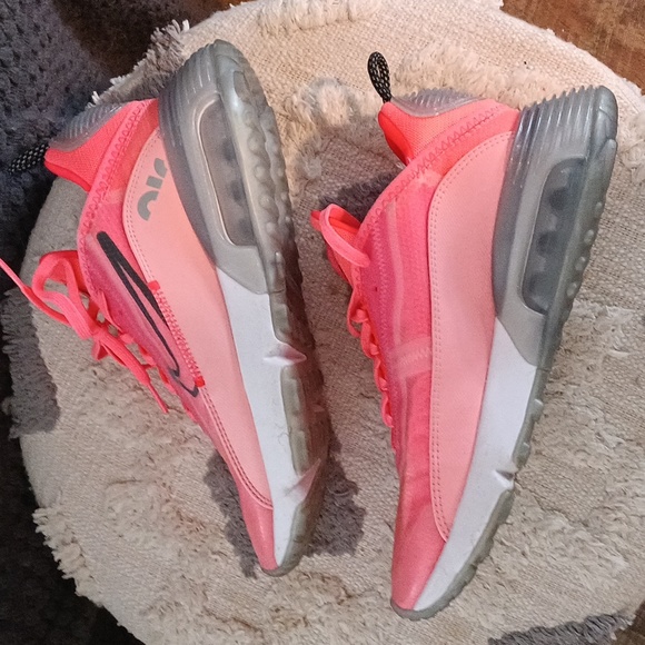 Nike women's Air Max 2090 running women's casual shoes worn 1x new🧡 - Picture 6 of 10